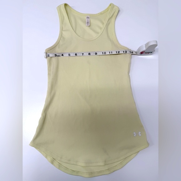 Under Armour Tops - Under Armour Women's Light Yellow Tank Top